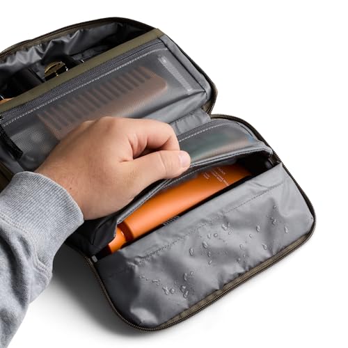 Bellroy Hanging Toiletry Kit 3L, Travel Toiletry Bag - SeaKelp | 3L hanging toiletry bag for men and women, designed for travel - color: SeaKelp