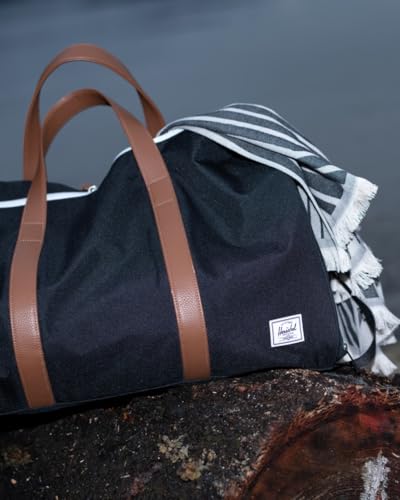 Herschel Unisex Novel Duffle - color: Black, size: Carry-on - 26.5L