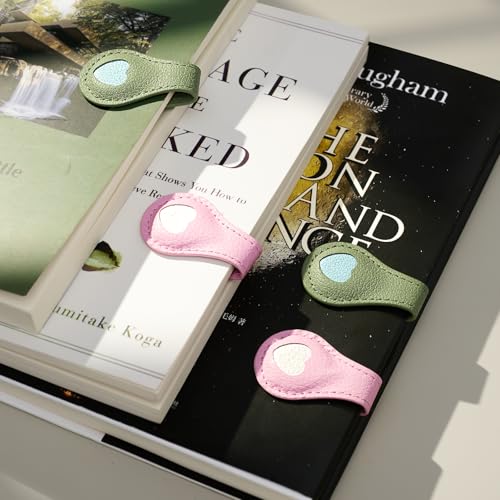 Ovesmusl 2Pcs PU Leather Heart Magnetic Bookmarks with Pen Holder | Pink and green set with double-sided magnets, gift box included, for books, notebooks, magazines, readers and teachers - style: Heart (Pink+Green)
