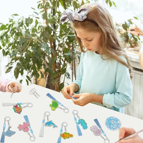 Cinrobiye 24 Set Under The Sea Party Favors Ocean Animals Keychain Craft Kits Bulk Sea Life Wooden Paint Keychains with Colored Pens Gift for Home School Art Craft Project Birthday Summer Party Favors - style: Ocean