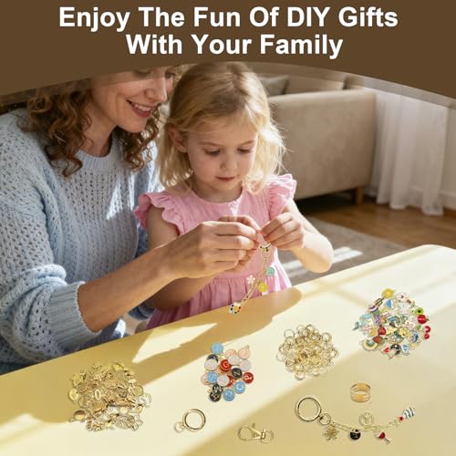 Aucscott Lipgloss Keychain Making Kit with Charms for Gilrs Adults, DIY Keychain Supplies Jewelry Craft Kits with A-Z Letter Charms for Custom Bag Phone Key Chain Lip Balm Purse Handbag - color: Gold - 500Pcs Kit